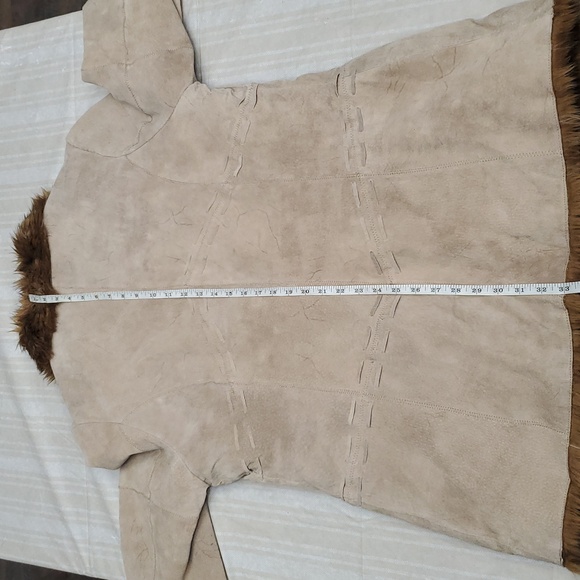 BKE Tan Leather Jacket with Brown Fur Trim - Picture 11 of 11